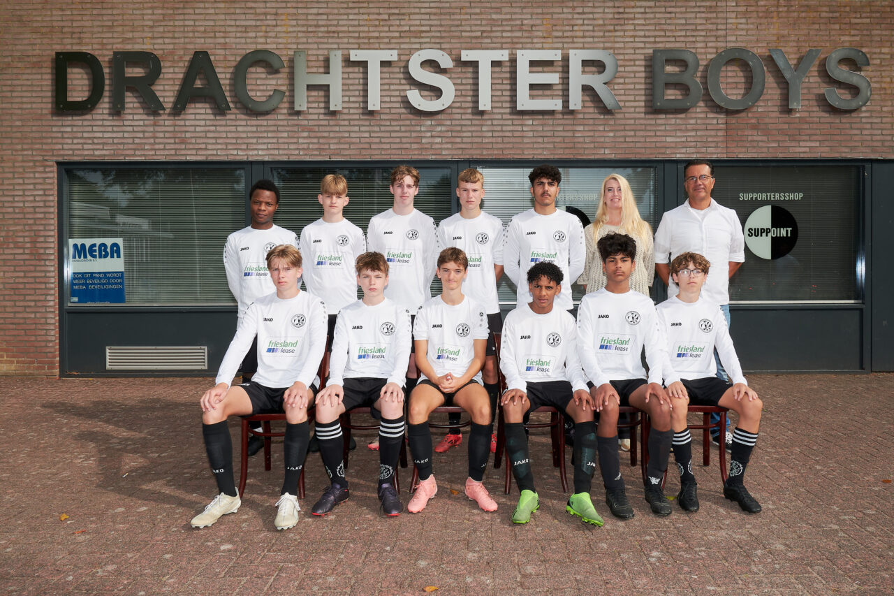 DRACHTSTER BOYS TEAM JO 17 5 02 09 25