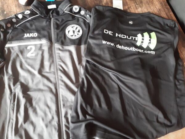 0916 teamkleding jo17 3